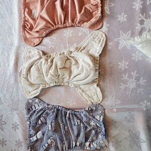 Esembly cloth diaper inner size 2 and two esembly diaper covers